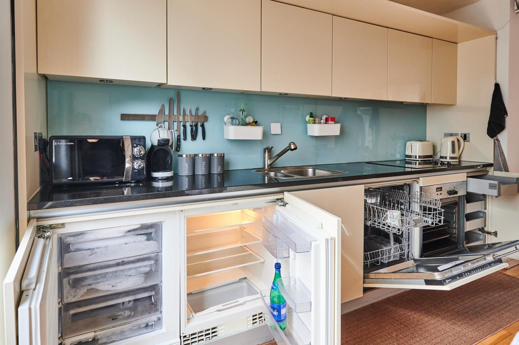 Bright 2 Bedroom Flat In Old Street With Balcony Londres Extérieur photo